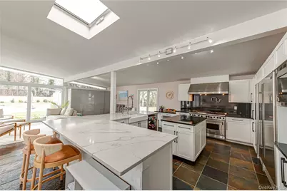 21 Lloyd Haven Drive, Lloyd Harbor, NY 11743 - Photo 4