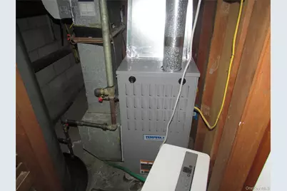 90 Paggi Terrace, Wappingers Falls, NY 12590 - Photo 10