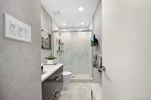 86 Dove Hill Dr, Manhasset, NY 11030 - Photo 26