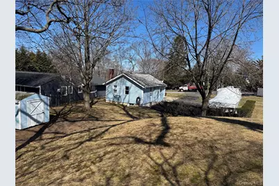 44 Cedar Drive, Miller Place, NY 11764 - Photo 4