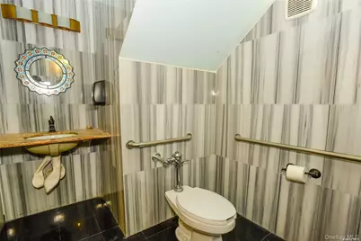 117-11/13 Hillside Avenue, Richmond Hill, NY 11418 - Photo 28