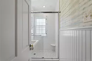 32 Kingsbury Rd, New Rochelle, NY 10804 - Photo 16