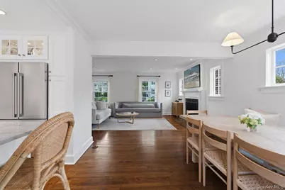 32 Kingsbury Road, New Rochelle, NY 10804 - Photo 8