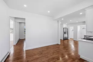 22 Colonial Ave, Freeport, NY 11520 - Photo 14