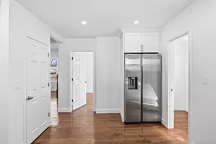 22 Colonial Ave, Freeport, NY 11520 - Photo 4