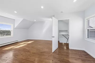 22 Colonial Avenue, Freeport, NY 11520 - Photo 28