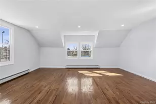 22 Colonial Ave, Freeport, NY 11520 - Photo 26