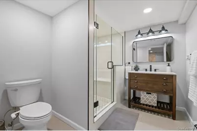 16 Ingold Drive, Dix Hills, NY 11746 - Photo 40