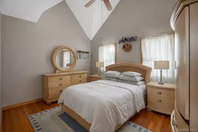 1662 E 36th Street, Brooklyn, NY 11234 - Photo 6