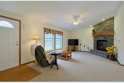 70 Sawyer Lane, Pine Bush, NY 12566 - Photo 6
