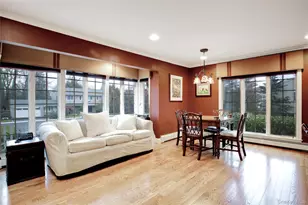 330 Chestnut Dr, East Hills, NY 11576 - Photo 4