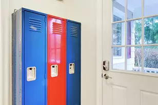 330 Chestnut Dr, East Hills, NY 11576 - Photo 28