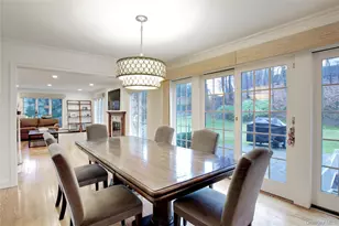 330 Chestnut Dr, East Hills, NY 11576 - Photo 8