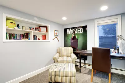 330 Chestnut Drive, East Hills, NY 11576 - Photo 26