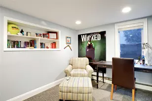 330 Chestnut Dr, East Hills, NY 11576 - Photo 26