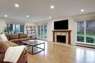 330 Chestnut Dr, East Hills, NY 11576 - Photo 6