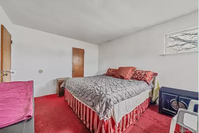 42 Centerwood Street, West Babylon, NY 11704 - Photo 14