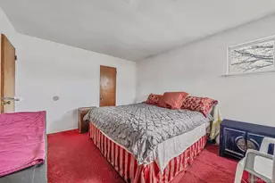 42 Centerwood St, West Babylon, NY 11704 - Photo 14