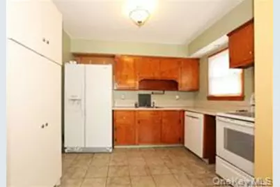 1768 Lenox Avenue, East Meadow, NY 11554 - Photo 8