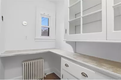 25 Midland Avenue, White Plains, NY 10606 - Photo 8