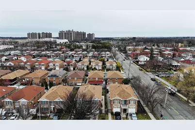 1663 Waring Avenue, Bronx, NY 10469 - Photo 32