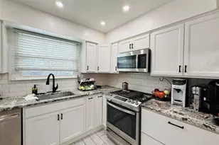 1663 Waring Ave, Bronx, NY 10469 - Photo 8