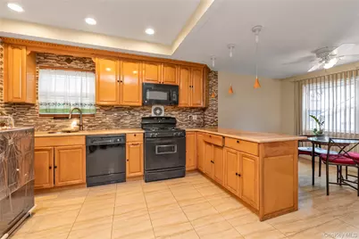 92-24 219th Street, Queens Village, NY 11428 - Photo 4