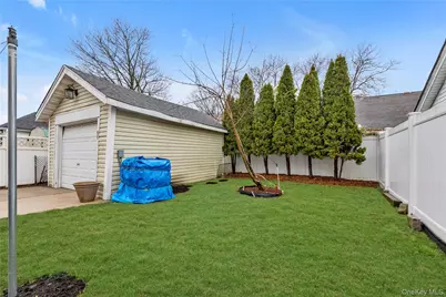 92-24 219th Street, Queens Village, NY 11428 - Photo 16