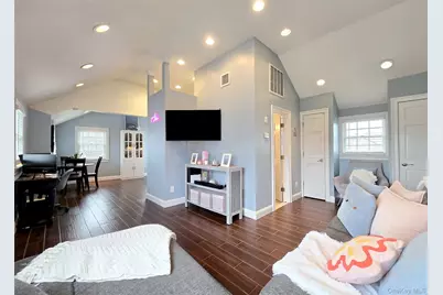 19 Kent Place, Amityville, NY 11701 - Photo 2