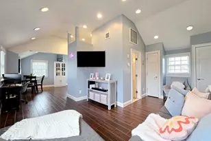 19 Kent Pl, Amityville, NY 11701 - Photo 2