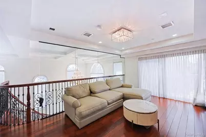 147-25 18th Avenue, Whitestone, NY 11357 - Photo 10