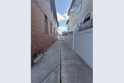 147-25 18th Avenue, Whitestone, NY 11357 - Photo 10