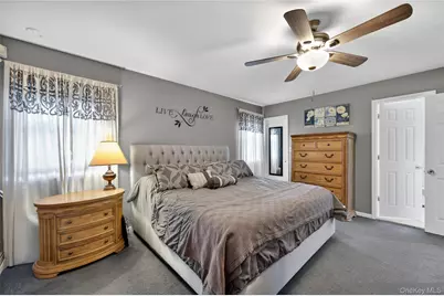 59 2nd Avenue, Holtsville, NY 11742 - Photo 10