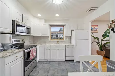 511 Old North Ocean Avenue, Patchogue, NY 11772 - Photo 6