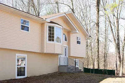 212 Rhinecliff Road, Rhinebeck, NY 12572 - Photo 2