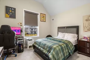 32 Florida Ave, Medford, NY 11763 - Photo 20