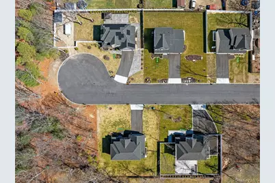 32 Florida Avenue, Medford, NY 11763 - Photo 30