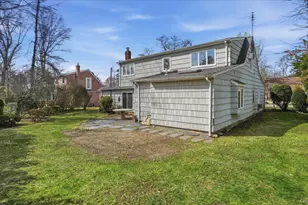 23 Hartley Rd, Great Neck, NY 11023 - Photo 34