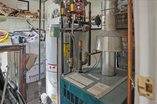 23 Hartley Rd, Great Neck, NY 11023 - Photo 36