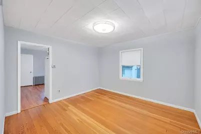 171 N Ontario Street, Ronkonkoma, NY 11779 - Photo 10