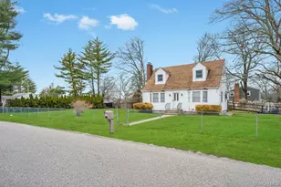 171 N Ontario St, Ronkonkoma, NY 11779 - Photo 2