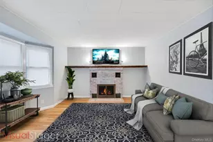 171 N Ontario St, Ronkonkoma, NY 11779 - Photo 8