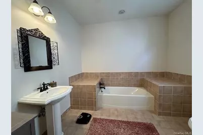 15 Constantine Way, Mount Sinai, NY 11766 - Photo 18