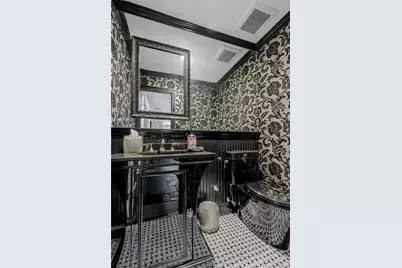 18 Woodland Road, Roslyn, NY 11576 - Photo 8