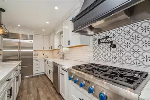 2296 Willow St, Wantagh, NY 11793 - Photo 14