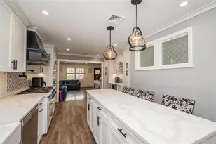 2296 Willow St, Wantagh, NY 11793 - Photo 16