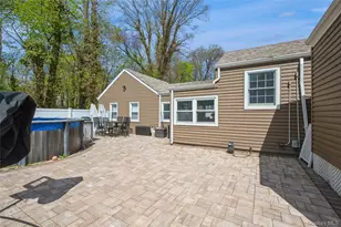 2296 Willow St, Wantagh, NY 11793 - Photo 36
