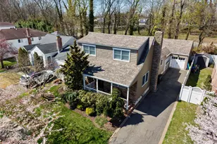 2296 Willow St, Wantagh, NY 11793 - Photo 2