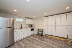 2296 Willow St, Wantagh, NY 11793 - Photo 30