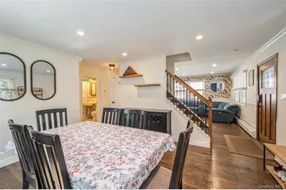 2296 Willow Street, Wantagh, NY 11793 - Photo 8